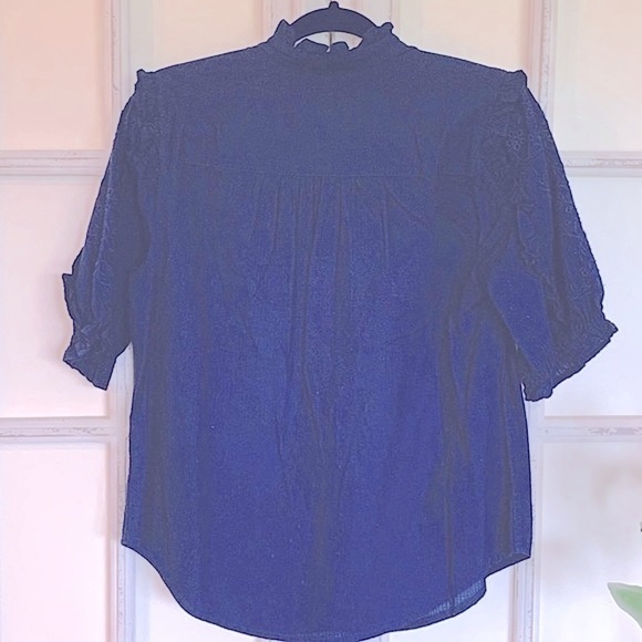 Crown & Ivy, Short Sleeve Button Up Eyelet Top, Size S, - Picture 2 of 4